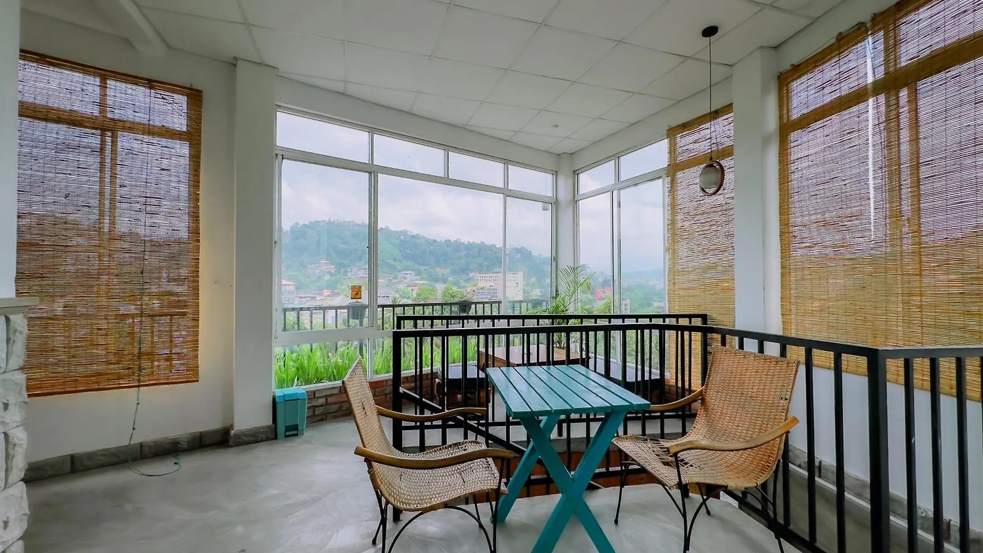 Homestay The Kandy Home & City Mirror Hostel