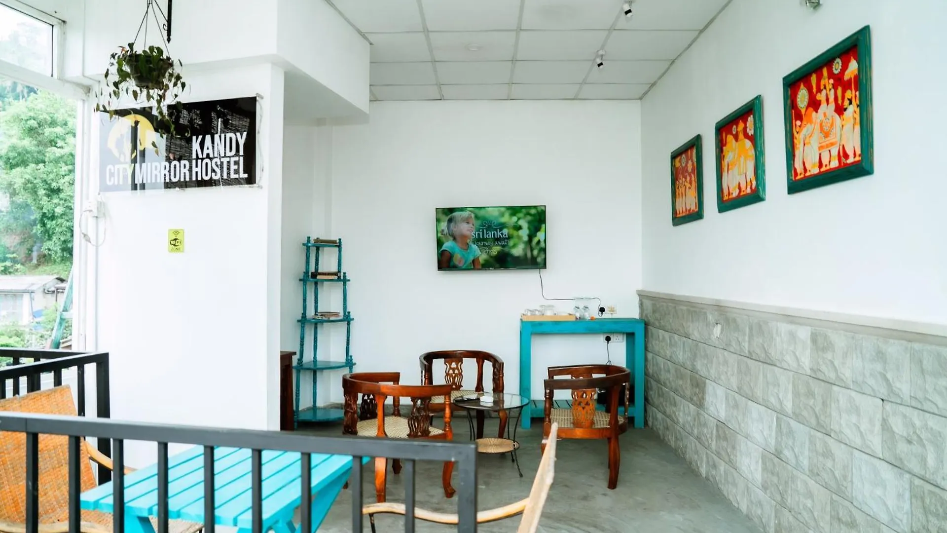 The Kandy Home & City Mirror Hostel 0*,