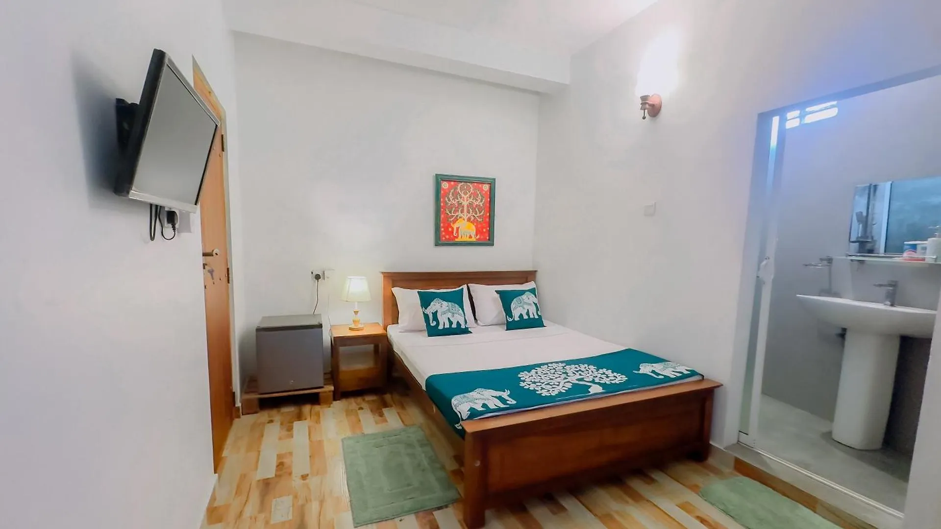 The Kandy Home & City Mirror Hostel